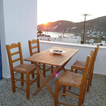 Affittacamere Vasilis Place ιos Chora (Ios)